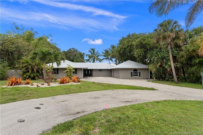 Building Photo - 53 N Sewalls Point Rd