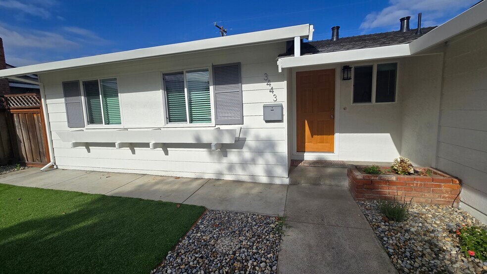 Building Photo - 3443 Kettmann Rd