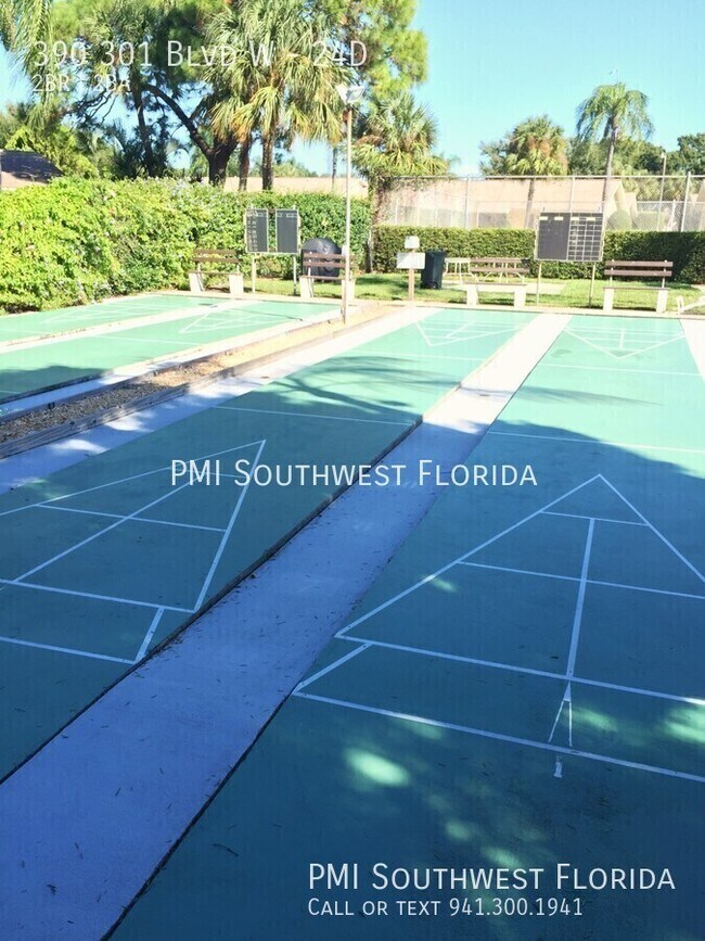 Building Photo - 390-301 301 Blvd W