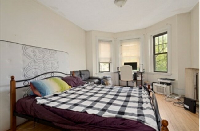 Building Photo - $2,400/month | Available September 1, 2026 | 12-Month Lease
