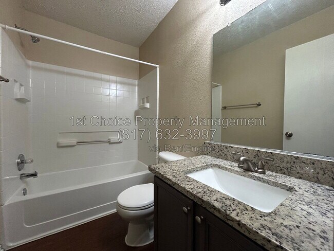 Building Photo - 4888 Parkview Hills Ln