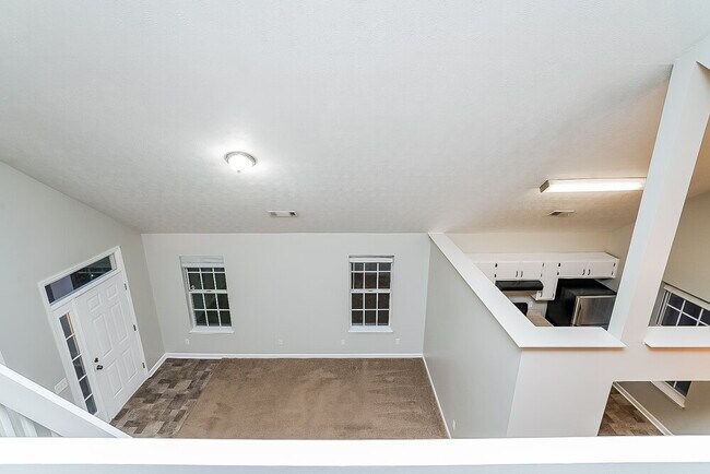 Building Photo - 4033 Pepperwood Dr