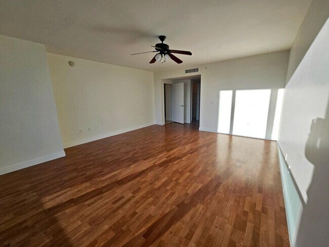 Building Photo - 3301 NE 183rd St