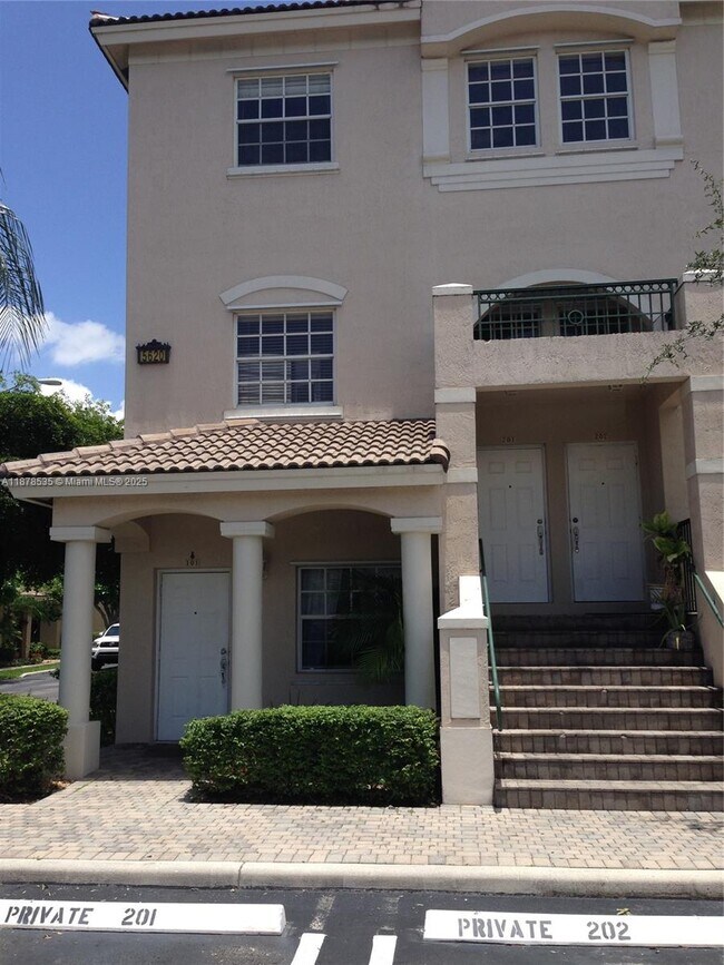 Building Photo - 5620 NW 114th Path