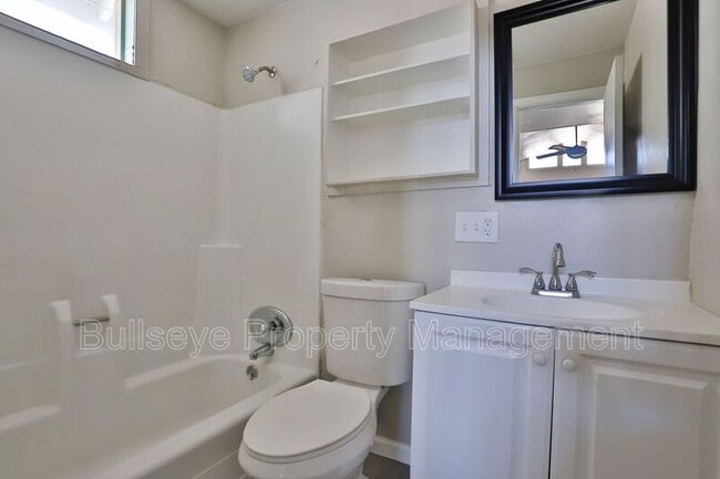 Building Photo - 1803 North 25th Pl