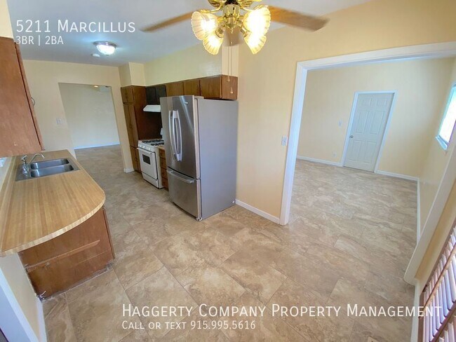 Building Photo - 5211 Marcillus-