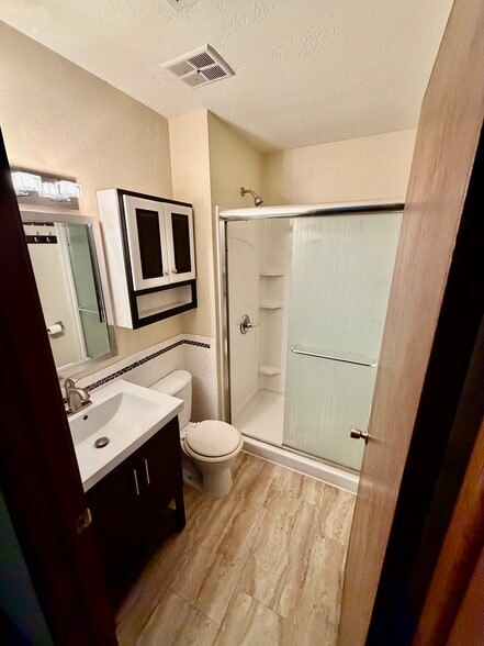 Bathroom - 401 N A St
