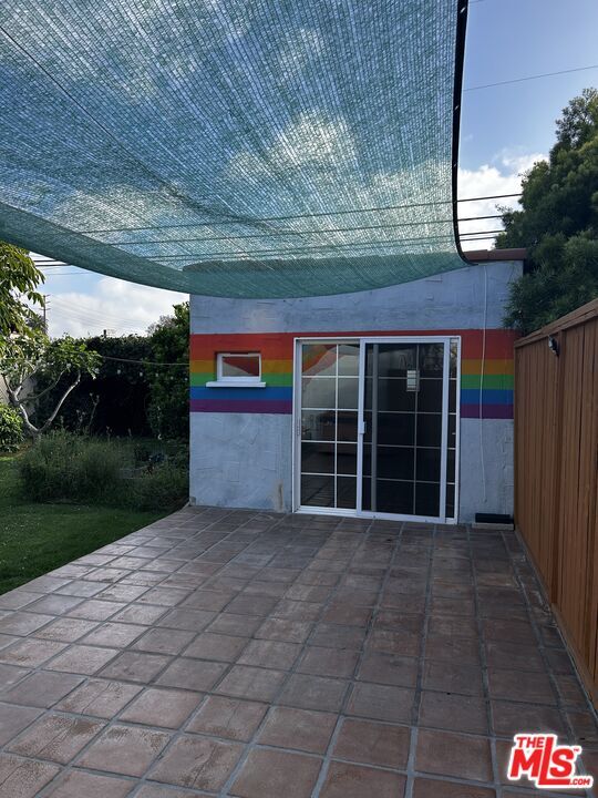 Building Photo - 2031 Glendon Ave