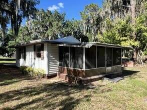 Building Photo - 7955 Elliott Rd