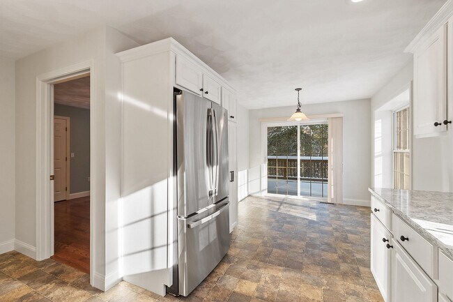 Building Photo - 50 Hadleigh Rd