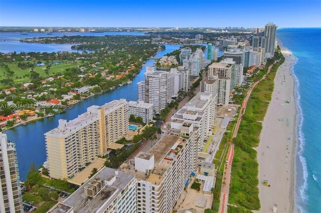 Building Photo - 5600 Collins Ave