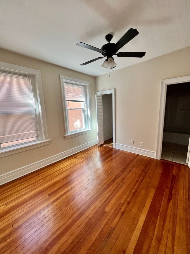 Building Photo - 3117 Grove Ave