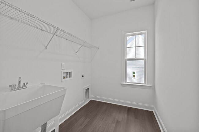 Building Photo - Brand-New 5BR/4BA in Knightdale’s Stoneriver – Luxury Living with 3-Car Garage