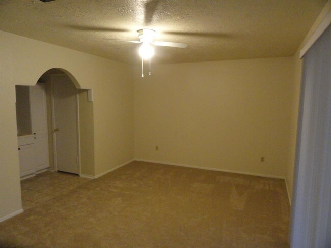 Building Photo - 16414 Paint Rock Rd