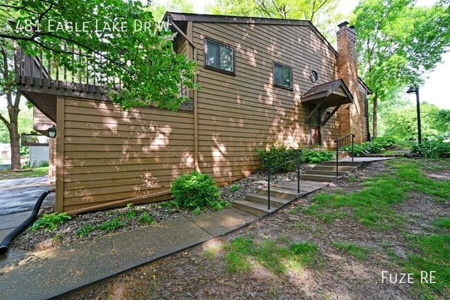 Primary Photo - 481 W Eagle Lake Dr