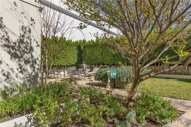 Building Photo - 1424 N Crescent Heights Blvd