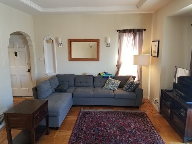 Building Photo - 295 Oxford St