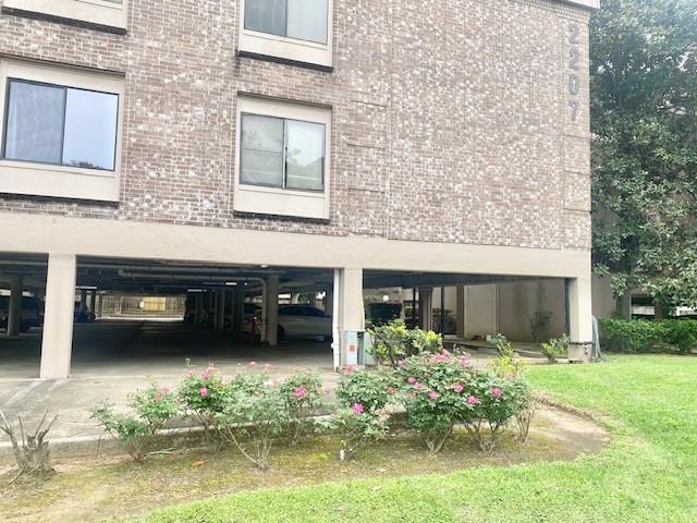 Building Photo - 2209 S Braeswood Blvd