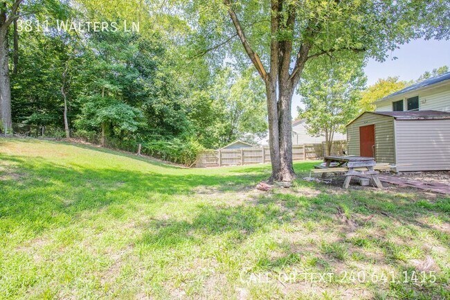 Building Photo - 3811 Walters Ln