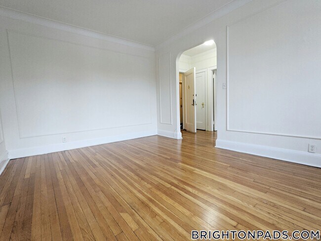 Building Photo - 100 Kilsyth Rd