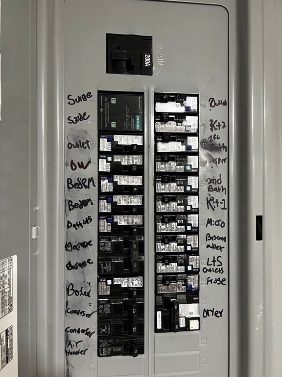 Building Photo - 56 Pelham St