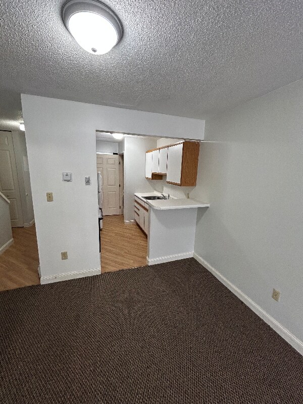 Building Photo - 1512 1st St E