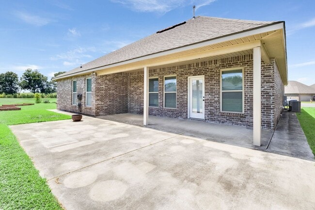 Building Photo - FOR RENT In Youngsville!