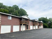 Building Photo - Redstone