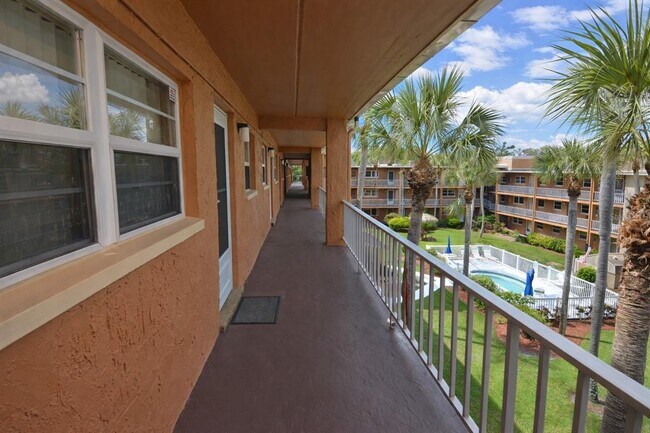 Building Photo - 12760 Indian Rocks Rd
