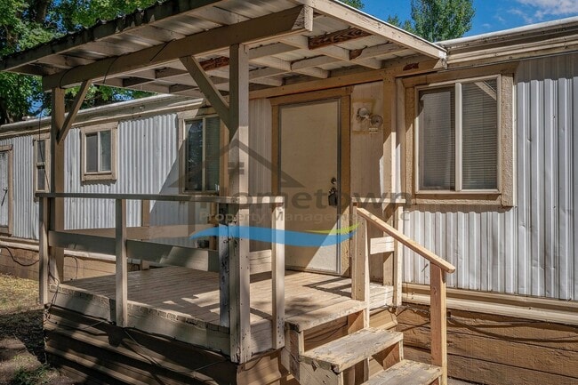 Building Photo - Very Nice 2 Bed 1 Bath Single Wide Mobile in Downtown Hayden!