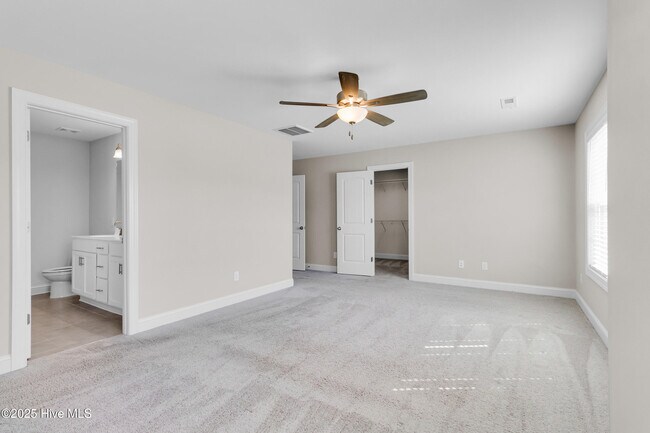 Building Photo - 1012 Bluewater Blvd