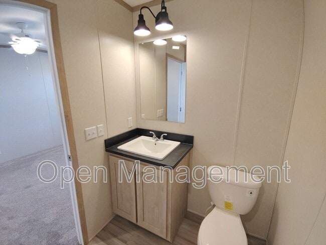 Building Photo - 120 Terry Blvd