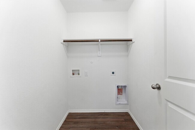 Building Photo - 2309 Pyrite Dr