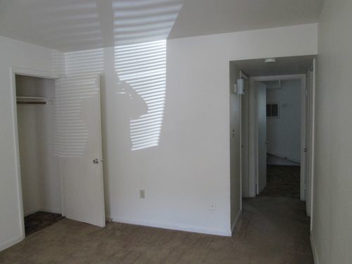 Building Photo - 1575 Briarfield Rd