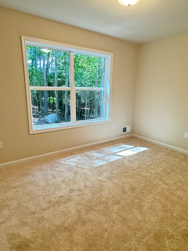 Building Photo - 3109 Fairfax Terrace