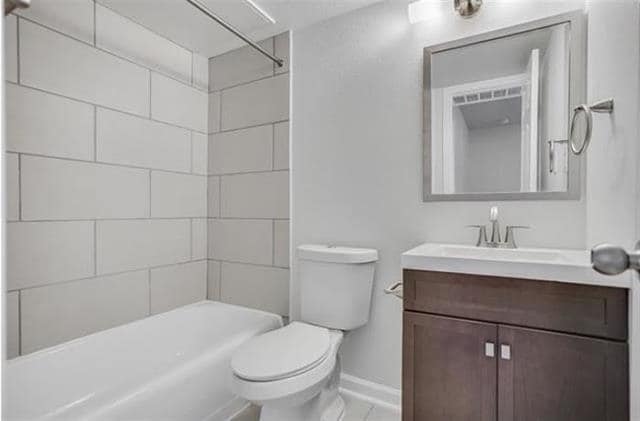 Building Photo - 4927 San Jacinto St