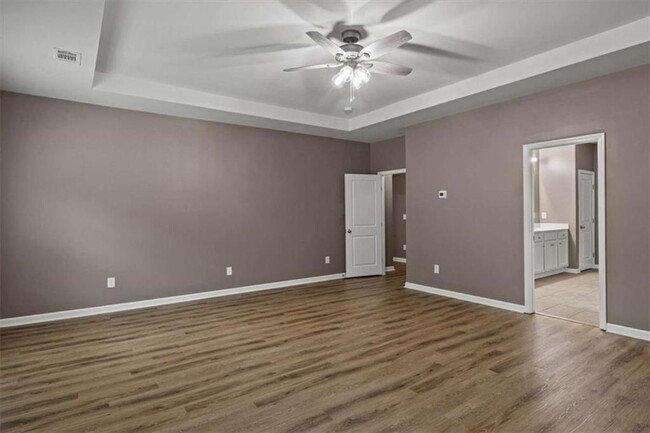 Building Photo - 2044 Britt Dr