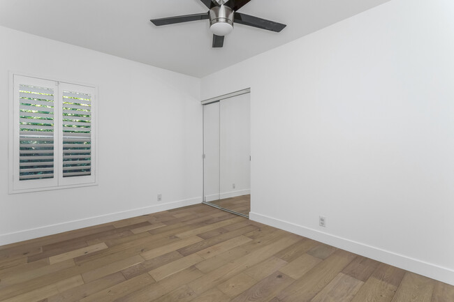 Building Photo - 1444 Stearns Dr