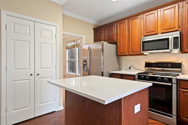 Building Photo - 3777 Meadowcreek Cir