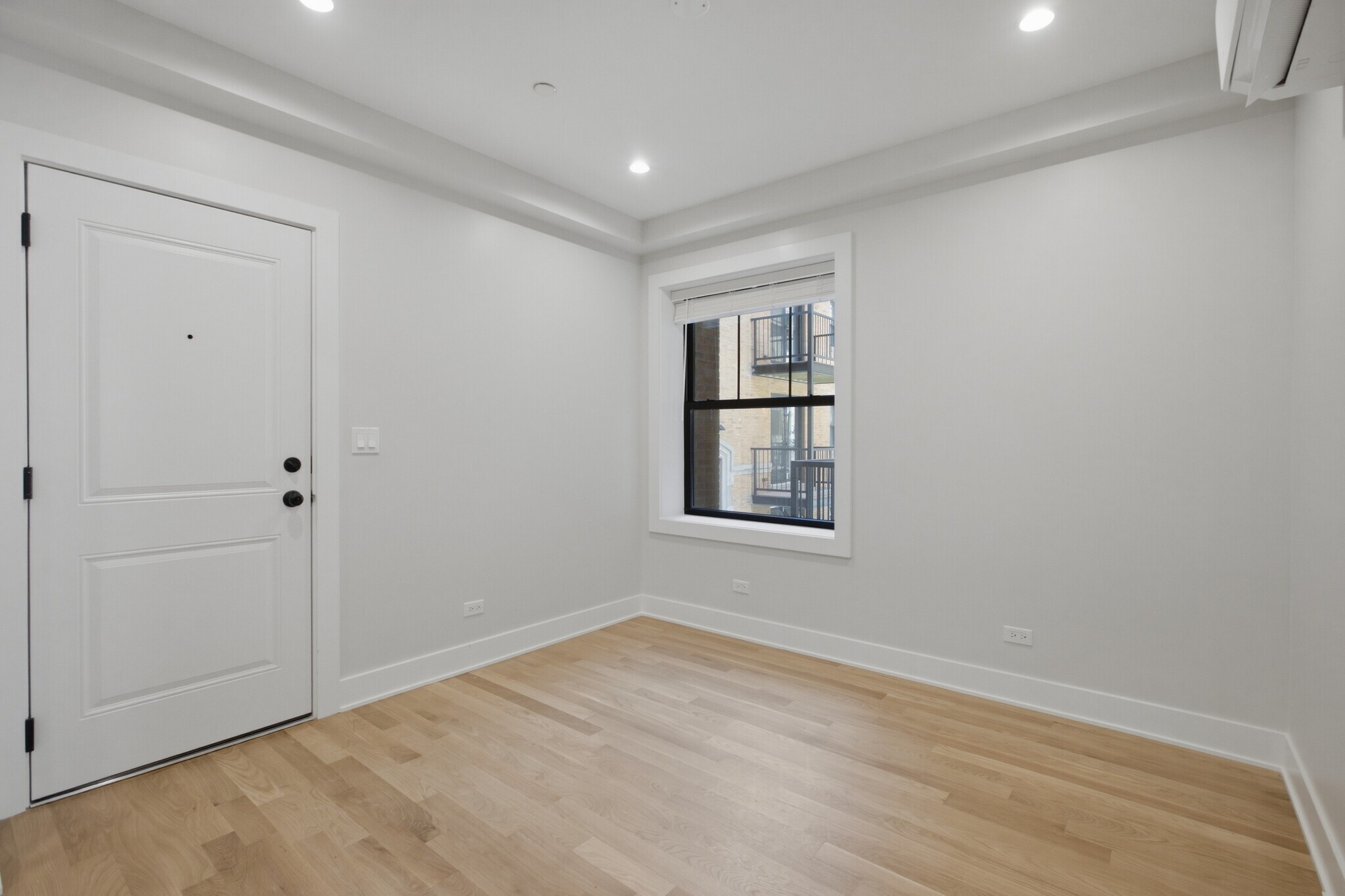 Building Photo - 2234 N Bissell St