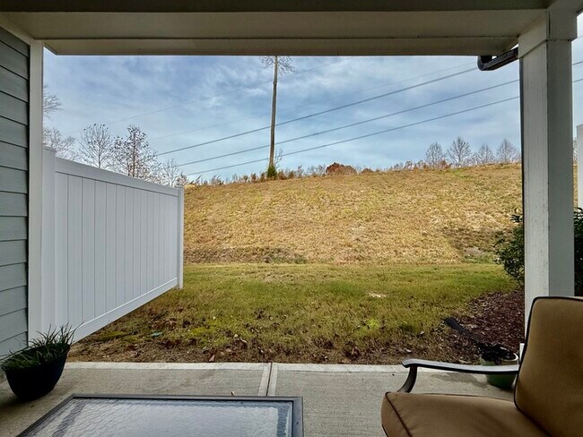 Building Photo - 254 Deardom Wy