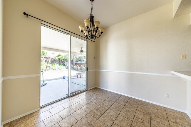 Building Photo - 27456 Swallow Ct