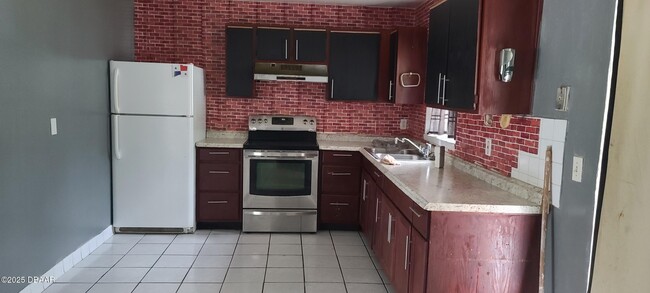 Building Photo - 1033 George W Engram Blvd