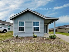 Building Photo - 3203 Crestone Dr