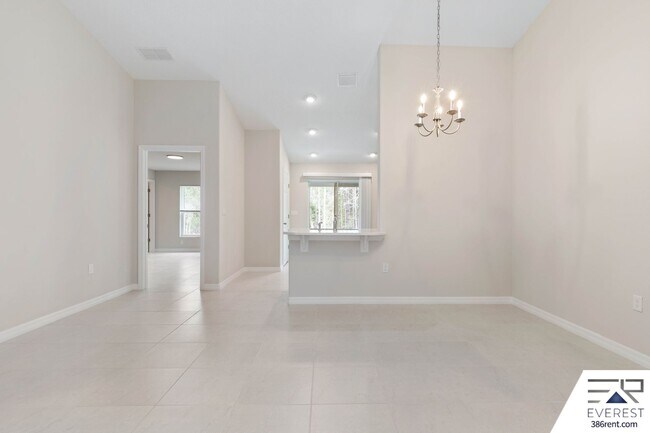 Building Photo - LIKE NEW 3/2/1 TOWNHOUSE IN BEAUTIFUL SEMINOLE WOODS