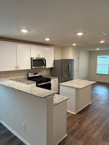 Kitchen - 13718 Crossbow Rdg