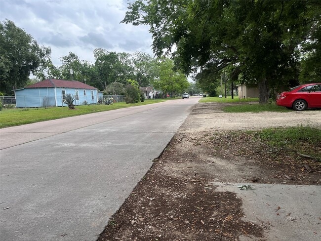 Building Photo - 2308 8th St