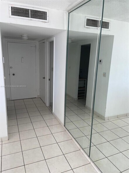 Building Photo - 5838 Collins Ave