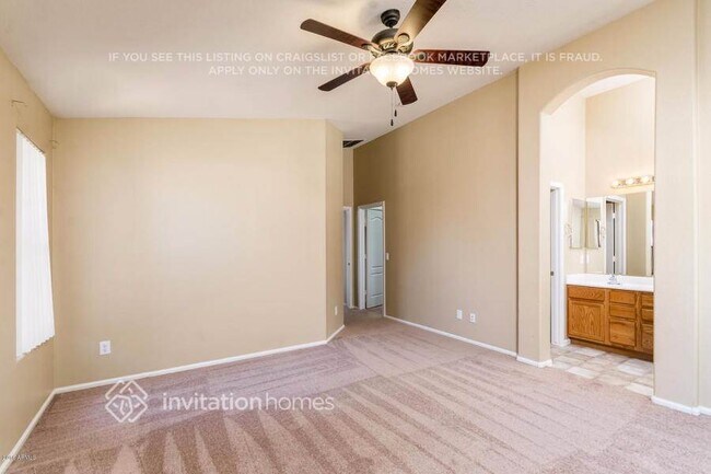 Building Photo - 12426 W Rancho Dr