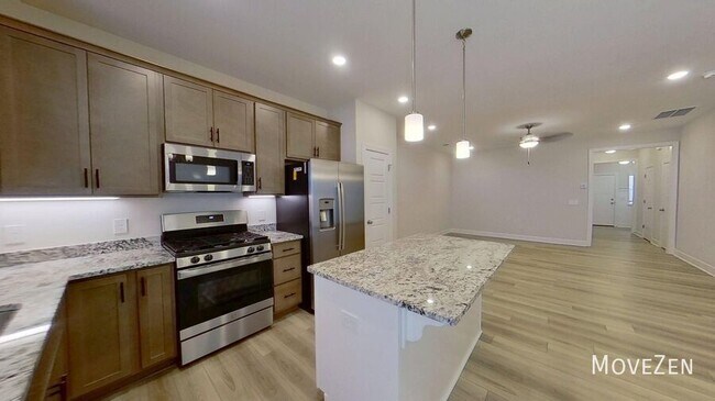 Building Photo - 327 Hollenbeck Pl